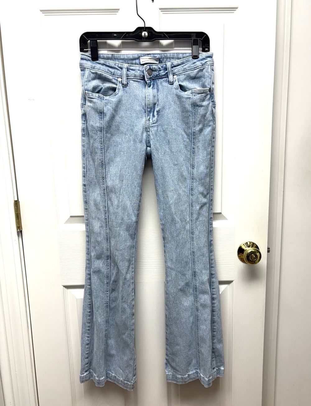 Austin Landing Jeans, Star Butt, Flared, Light Wash, Women's Size Junior 7